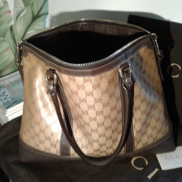 Gucci Brown Coated Handbag - Picture 1 of 16